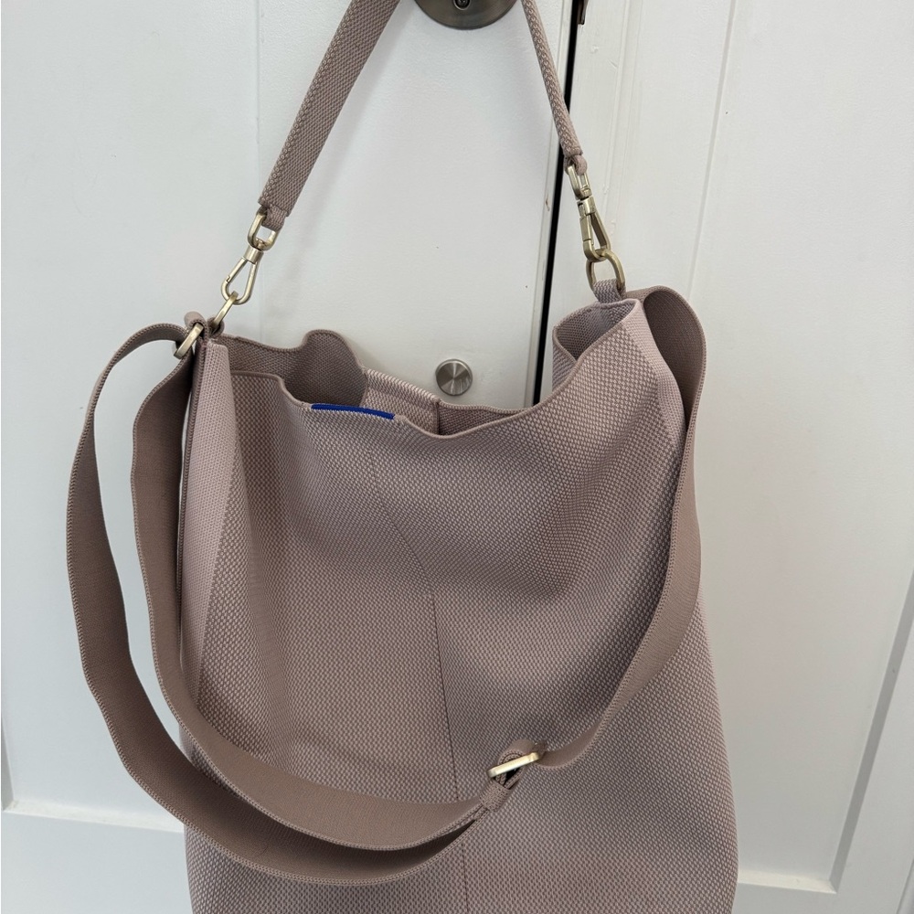 Rothy's large/regular Bucket Bag with Adjustable Strap. Lavender Bucket Bag.